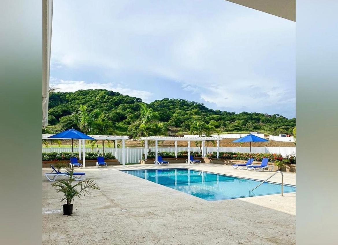 Natty'S Cozy Beach House In Hanover Jamaica Lucea Exteriör bild