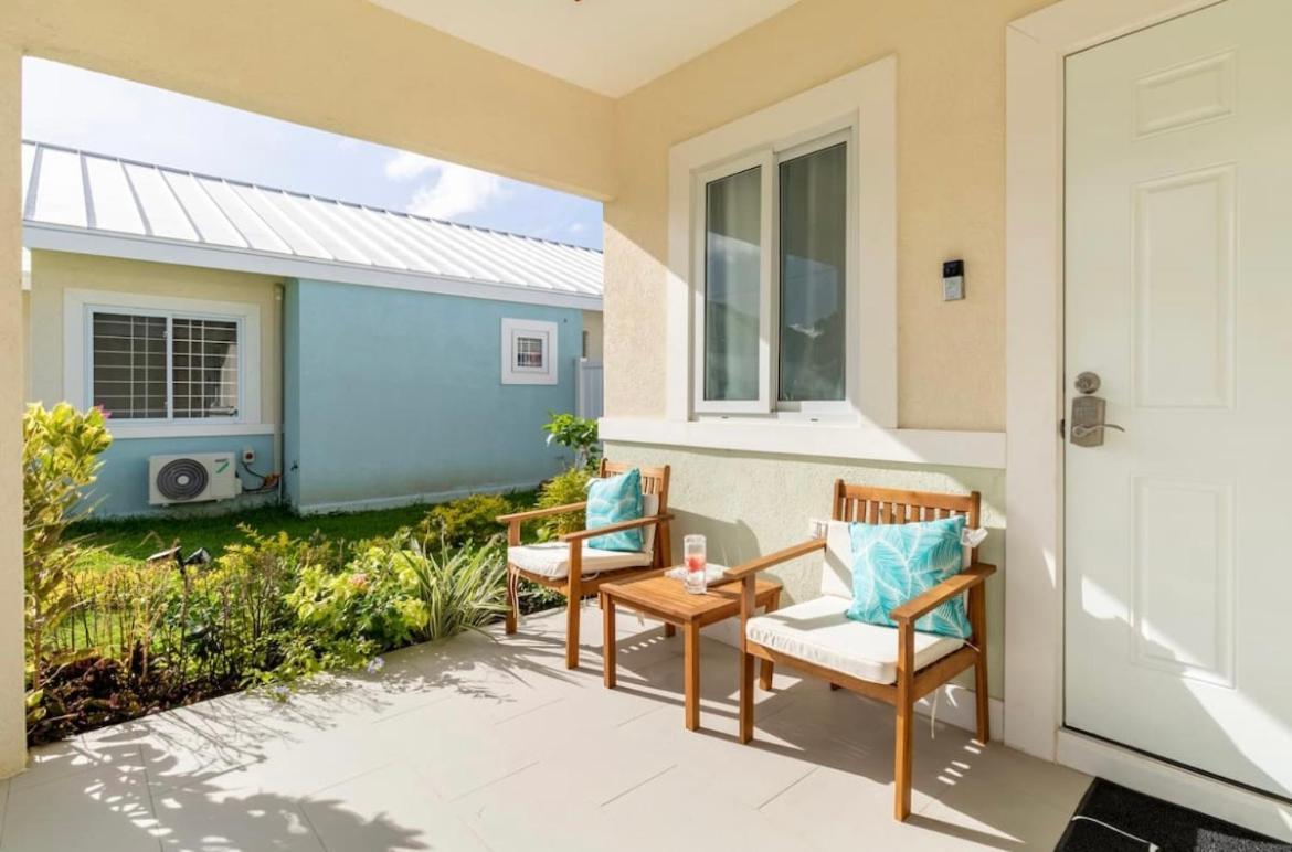 Natty'S Cozy Beach House In Hanover Jamaica Lucea Exteriör bild